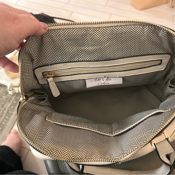 White vegan leather Kate & Alex purse - Picture 3 of 3